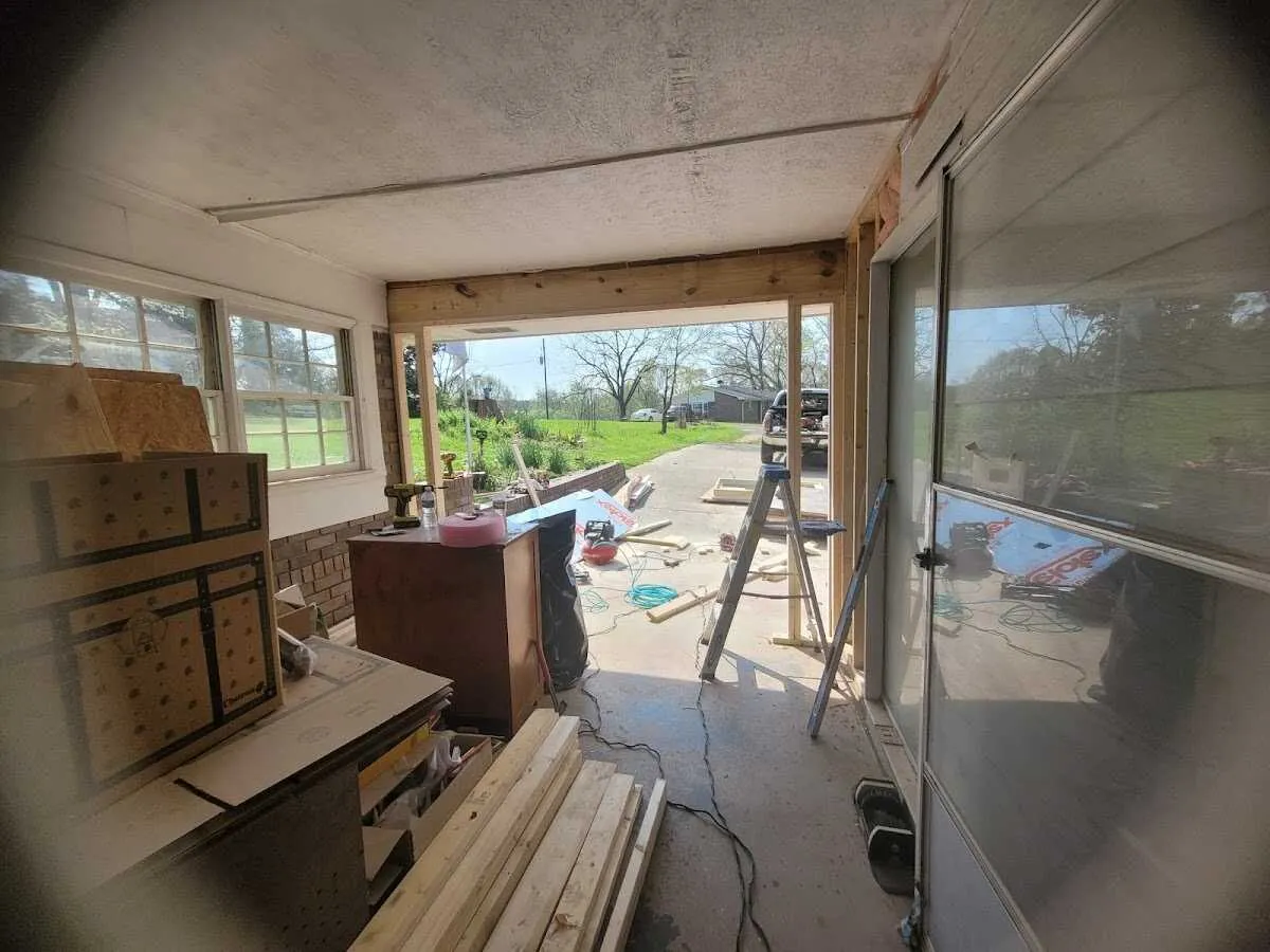 Air movers and dehumidifier for Water Mitigation Services in Ohio